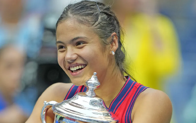 什琴斯尼：若能帮到佩尼亚并赢得冠军，我愿整个赛季都当替补