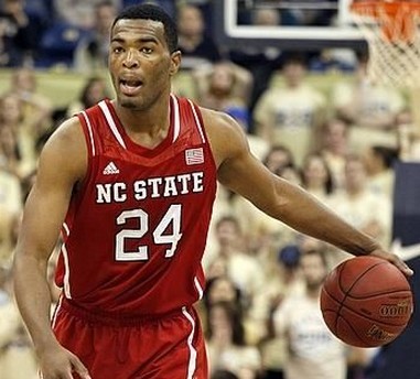 争夺向来激 争夺向来激