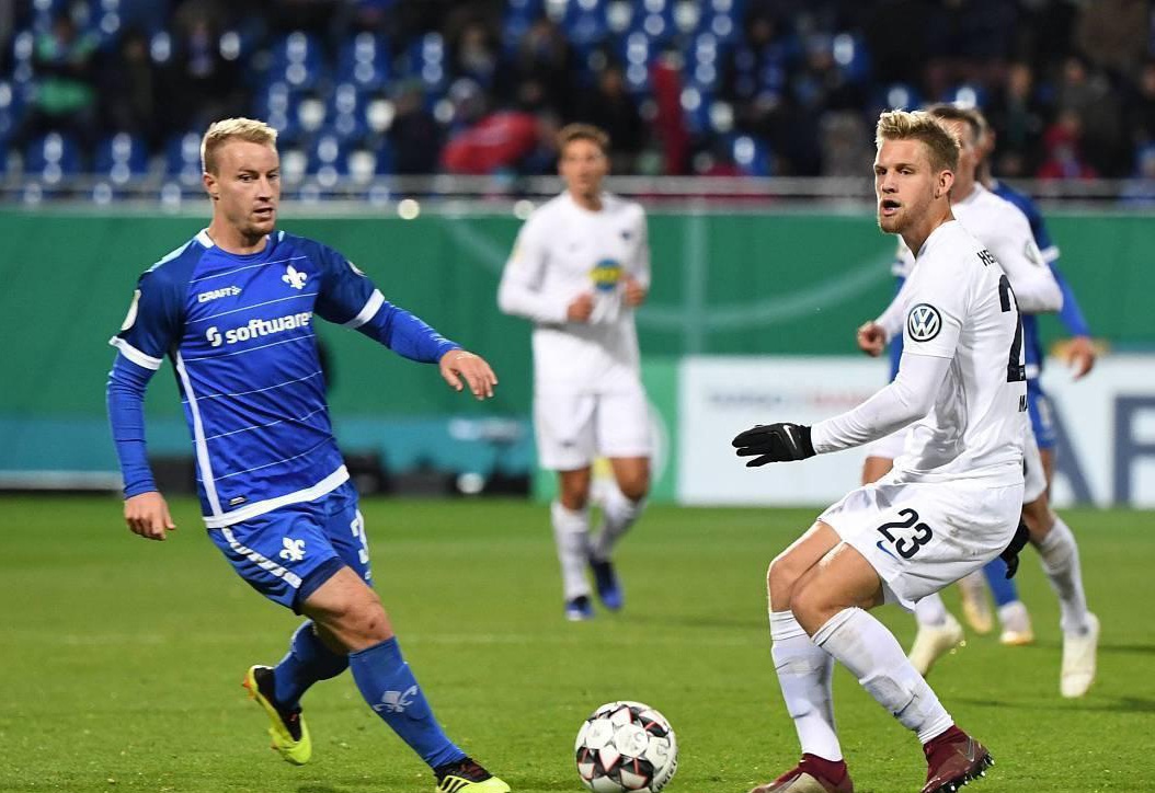 年轻人心目 年轻人心目